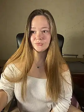 Snapshot of CaramelleSugarr chatting on April 2026 06:27:02 PM CaramelleSugarr online show from April 2026 06:27:02 PM