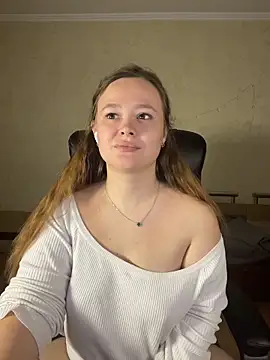 Snapshot of CaramelleSugarr chatting on April 2026 07:50:02 PM CaramelleSugarr online show from April 2026 07:50:02 PM