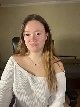 Snapshot of CaramelleSugarr chatting on April 2026 05:39:02 PM CaramelleSugarr online show from April 2026 05:39:02 PM