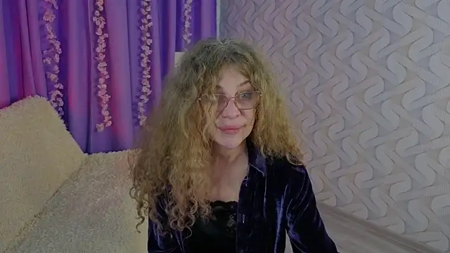 Snapshot of EvaTemptt chatting on March 2026 03:52:01 PM EvaTemptt online show from March 2026 03:52:01 PM