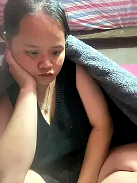 Snapshot of Thanhhuyen001 chatting on December 2025 06:52:01 AM Thanhhuyen001 online show from December 2025 06:52:01 AM