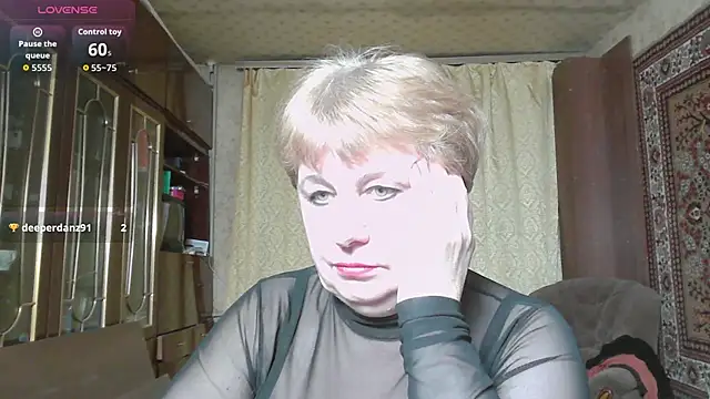 Casey peach online show from April 2026 04:37:02 PM