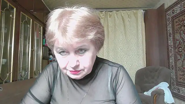Snapshot of Casey_peach chatting on May 2026 07:30:02 PM Casey peach online show from May 2026 07:30:02 PM
