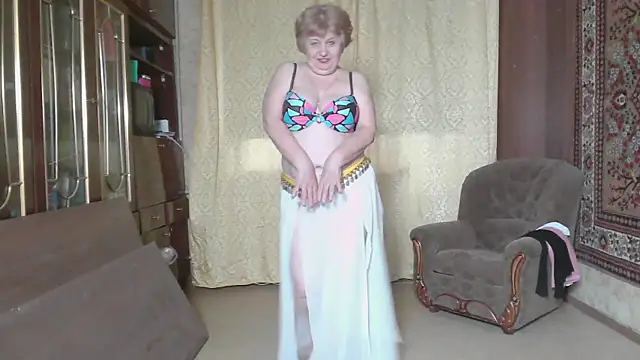 Casey peach online show from August 2026 03:44:01 PM