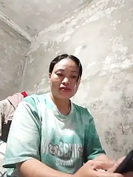 Maikha08 online show from May 2026 11:29:02 AM