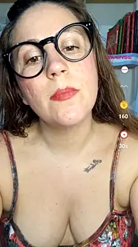 Snapshot of SofiEsteves chatting on July 2026 04:44:01 PM SofiEsteves online show from July 2026 04:44:01 PM