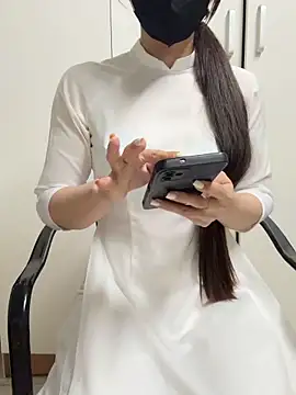 Snapshot of bi_biii chatting on April 2026 02:15:02 PM bi biii online show from April 2026 02:15:02 PM