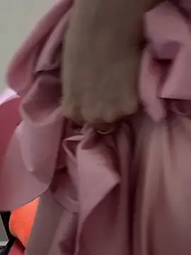 Snapshot of bi_biii chatting on April 2026 07:26:02 PM bi biii online show from April 2026 07:26:02 PM