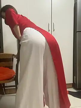 Snapshot of bi_biii chatting on April 2026 03:06:01 AM bi biii online show from April 2026 03:06:01 AM