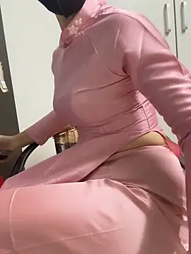 Snapshot of bi_biii chatting on April 2026 02:45:02 AM bi biii online show from April 2026 02:45:02 AM