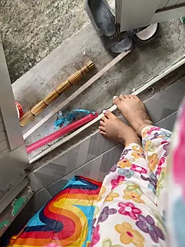 Snapshot of bi_biii chatting on June 2026 02:54:02 AM bi biii online show from June 2026 02:54:02 AM