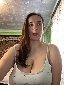 Snapshot of HarychaLysichka chatting on July 2026 01:46:02 PM HarychaLysichka online show from July 2026 01:46:02 PM