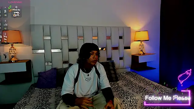 Snapshot of AndyKings_1 chatting on March 2026 03:46:02 AM AndyKings 1 online show from March 2026 03:46:02 AM