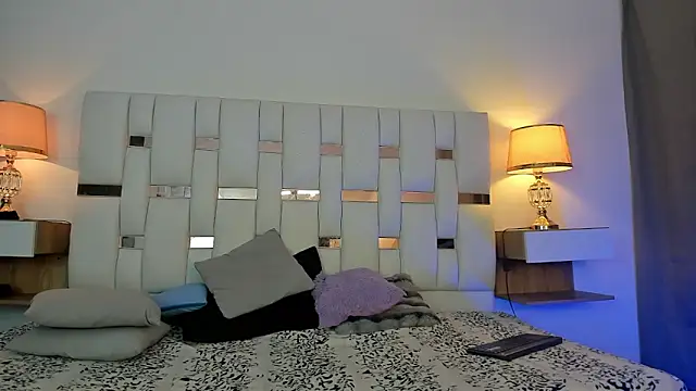 Snapshot of AndyKings_1 chatting on March 2026 03:56:01 AM AndyKings 1 online show from March 2026 03:56:01 AM