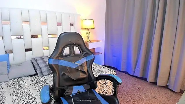 Snapshot of AndyKings_1 chatting on March 2026 02:38:01 AM AndyKings 1 online show from March 2026 02:38:01 AM