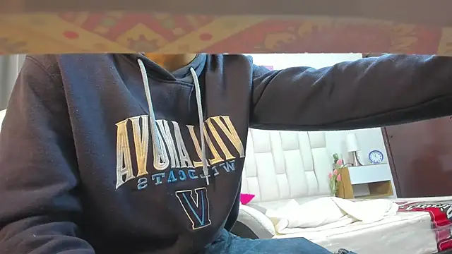 Snapshot of AndyKings_1 chatting on April 2026 03:13:02 AM AndyKings 1 online show from April 2026 03:13:02 AM