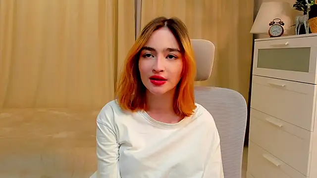 Snapshot of JuIianneDelfino chatting on December 2025 12:11:02 PM JuIianneDelfino online show from December 2025 12:11:02 PM