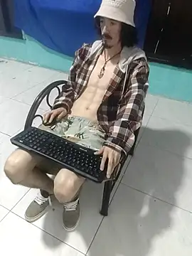 sk8-boy online show from February 2026 12:42:01 PM