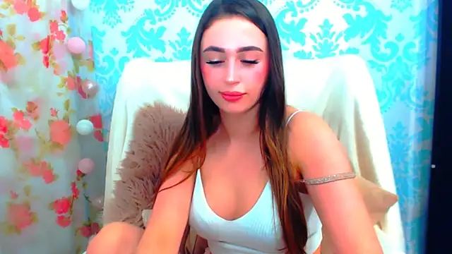 Snapshot of LarissaSweet21 chatting on December 2025 08:36:02 PM LarissaSweet21 online show from December 2025 08:36:02 PM