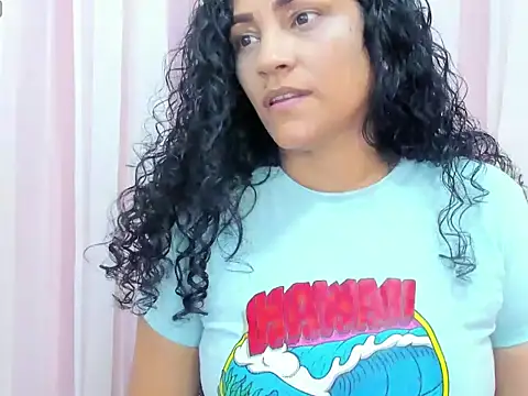 Snapshot of Bianca_slut1 chatting on December 2025 09:22:02 PM Bianca slut1 online show from December 2025 09:22:02 PM