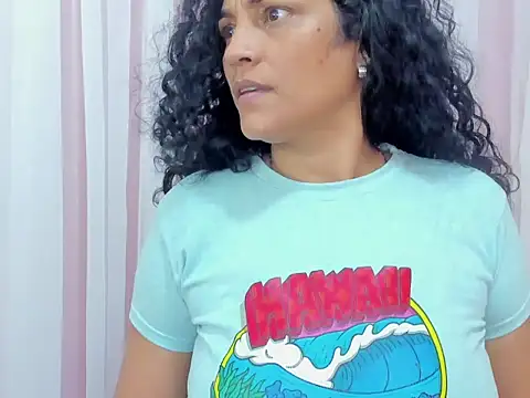 Snapshot of Bianca_slut1 chatting on December 2025 08:05:01 PM Bianca slut1 online show from December 2025 08:05:01 PM