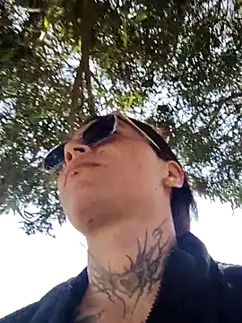 Snapshot of mara_adiction chatting on December 2025 02:45:02 PM mara adiction online show from December 2025 02:45:02 PM