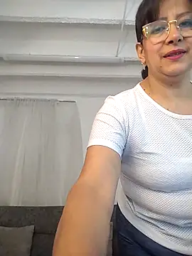 christy ant online show from February 2026 06:39:02 PM