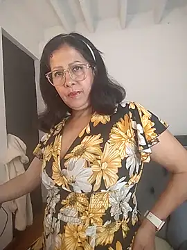 christy ant online show from March 2026 07:18:02 PM