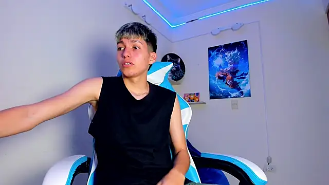 Snapshot of harry_jonshon69 chatting on March 2026 04:07:02 AM harry jonshon69 online show from March 2026 04:07:02 AM