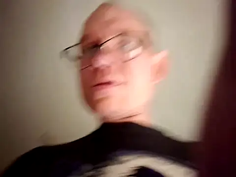 Snapshot of Sinuel chatting on February 2026 10:27:01 AM Sinuel online show from February 2026 10:27:01 AM