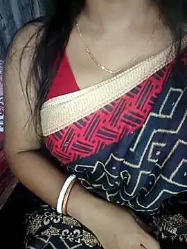 Snapshot of MAHI066 chatting on April 2026 04:04:01 AM MAHI066 online show from April 2026 04:04:01 AM