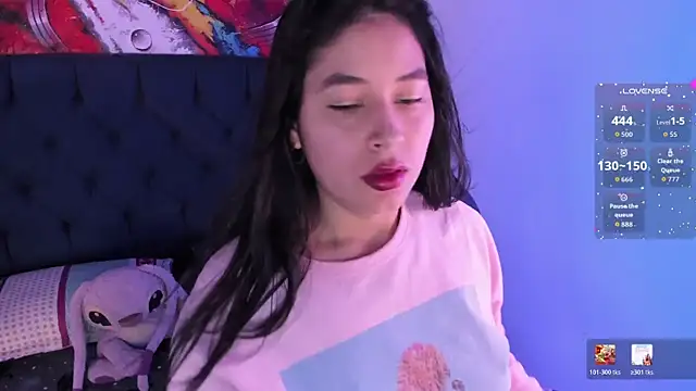 Violet Blazee online show from December 2025 10:22:02 AM