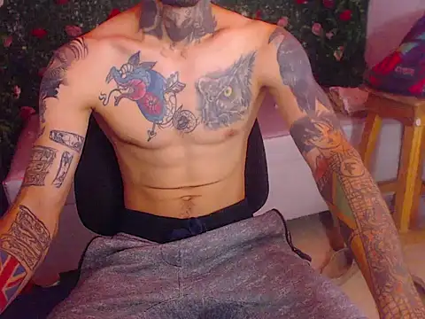 Snapshot of Boy_tatto77 chatting on June 2026 01:02:01 PM Boy tatto77 online show from June 2026 01:02:01 PM