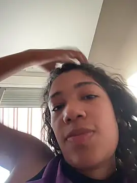 MikaScarlet online show from April 2026 05:35:01 PM