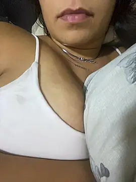 Nini  online show from January 2026 02:26:01 AM