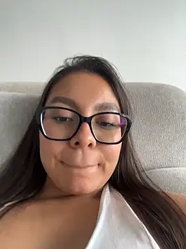 Snapshot of Nicollewest1 chatting on March 2026 07:14:02 PM Nicollewest1 online show from March 2026 07:14:02 PM