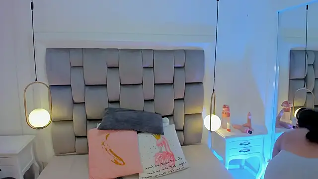 amber  ferrera online show from March 2026 11:37:02 AM