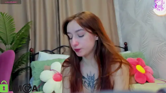 Hi  Karuuu online show from January 2026 01:09:02 AM