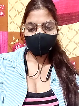 Miya mona online show from February 2026 04:47:02 PM