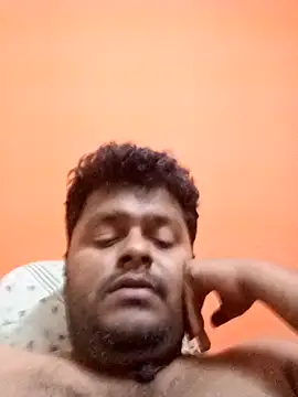 Snapshot of yourwellman chatting on March 2026 05:18:01 PM yourwellman online show from March 2026 05:18:01 PM