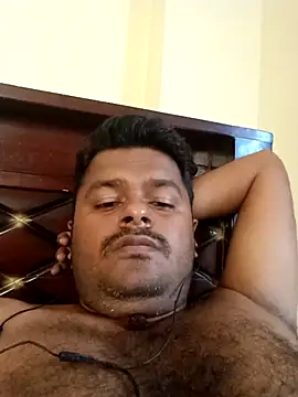 Snapshot of yourwellman chatting on April 2026 08:20:02 AM yourwellman online show from April 2026 08:20:02 AM