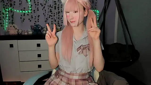 Snapshot of Yoonhee_ki chatting on February 2026 02:42:02 PM Yoonhee ki online show from February 2026 02:42:02 PM