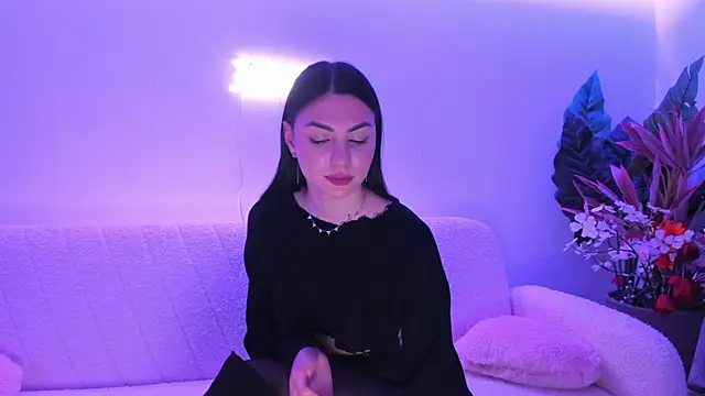 Baby Ava  online show from December 2025 07:54:02 PM