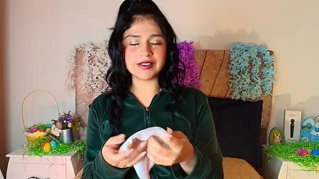 Snapshot of hannaa_cute chatting on April 2026 02:51:01 PM hannaa cute online show from April 2026 02:51:01 PM