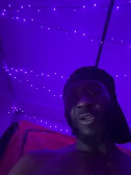 Snapshot of Cantgetenough0069 chatting on April 2026 07:25:02 AM Cantgetenough0069 online show from April 2026 07:25:02 AM