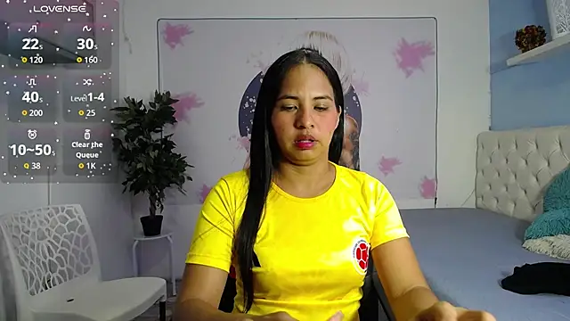Snapshot of nicol_ross19 chatting on July 2026 07:09:01 PM nicol ross19 online show from July 2026 07:09:01 PM
