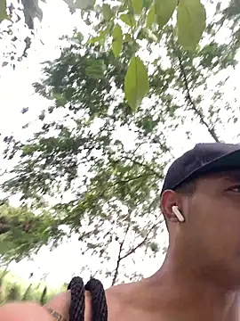 Maicol xxxx online show from February 2026 03:24:02 PM