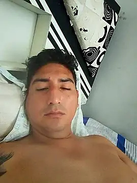 Yrresistible666 online show from January 2026 01:05:01 PM