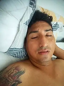 Snapshot of Yrresistible666 chatting on March 2026 05:16:01 PM Yrresistible666 online show from March 2026 05:16:01 PM