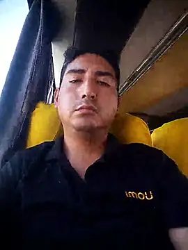 Snapshot of Yrresistible666 chatting on April 2026 04:43:02 PM Yrresistible666 online show from April 2026 04:43:02 PM